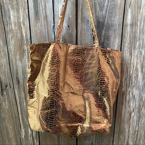 Shimmery Gold Tote - Picture 1 of 10